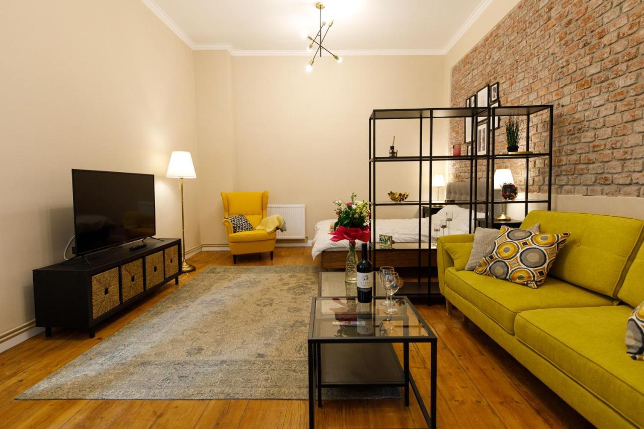 شقة Stylish Flat In The Heart Of Historical Center تيميشورا المظهر الخارجي الصورة